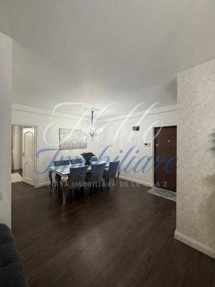Apartament cu 3 camere decomandat în Florești