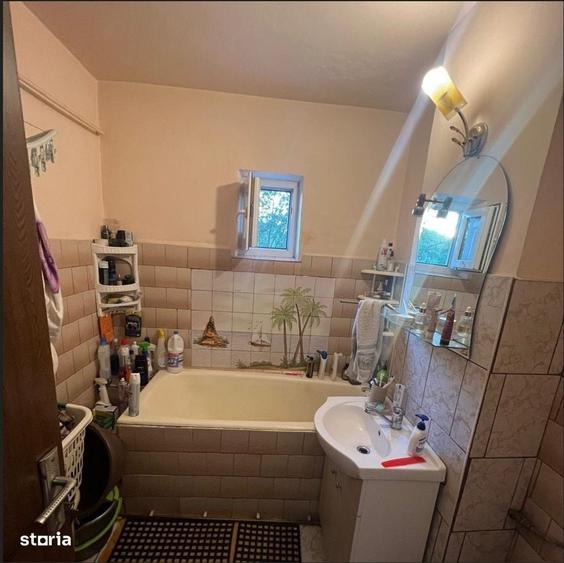 Apartament cu 2 camere decomandat în Nicolina