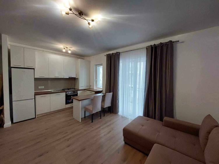 Apartament cu 2 camere semidecomandat în Giroc