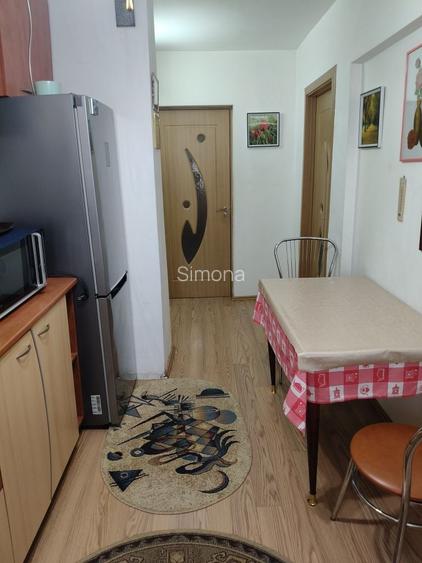 Inchiriez apartament 2 camere