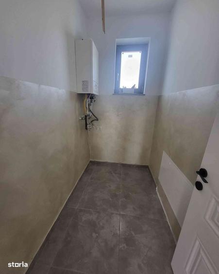 Casă cu 3 camere în Mărgineni