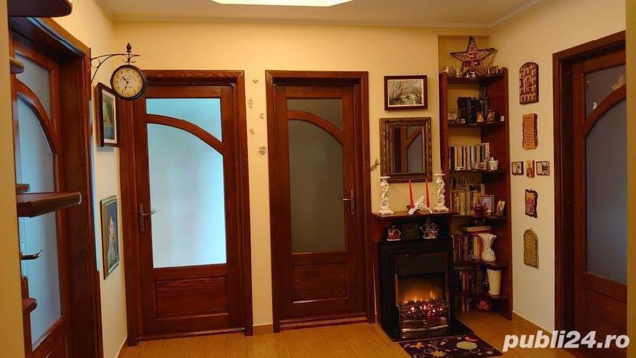 Apartament cu 3 camere decomandat în Mazepa 1