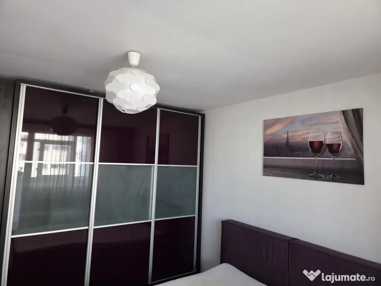 Apartament cu 3 camere decomandat, mobilat în 1 Decembrie 1918