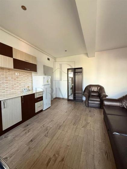 Apartament cu 2 camere decomandat, mobilat în Giroc