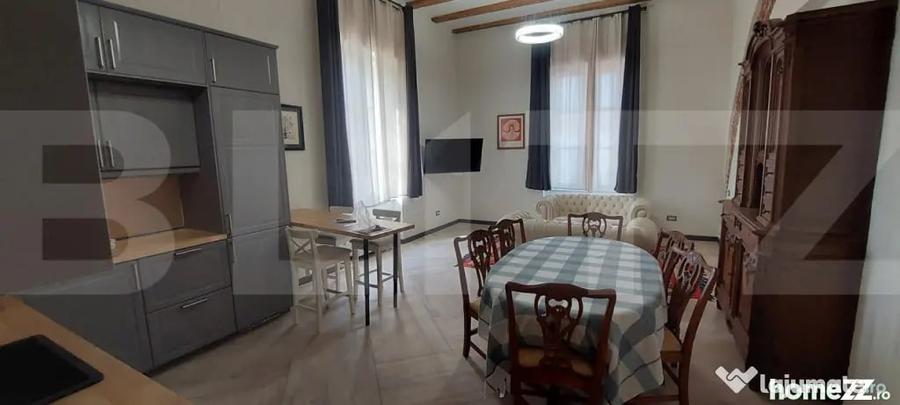 Apartament cu 2 camere decomandat, mobilat în Central