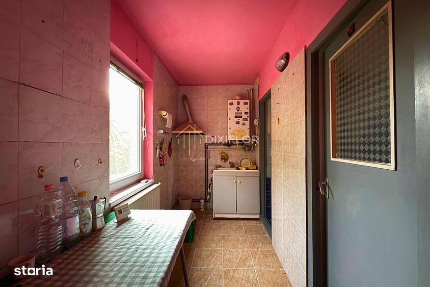 Casă cu 2 camere cu Teren 250 Mp în Gornești