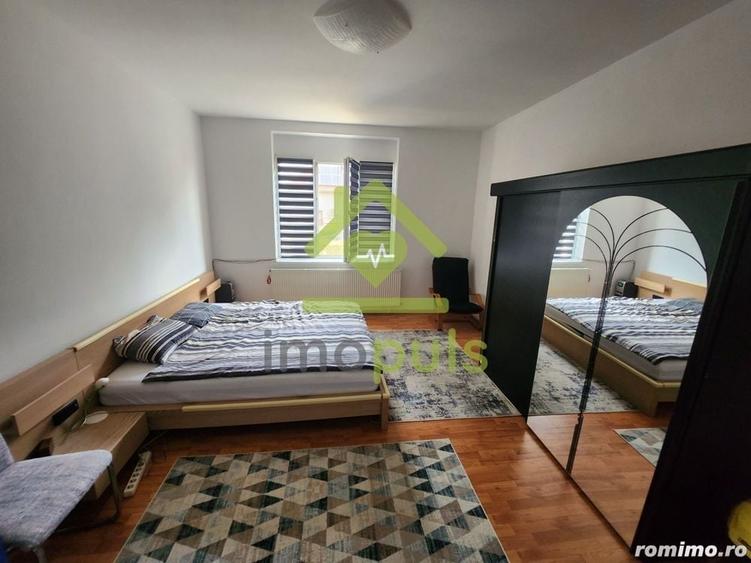Apartament cu 2 camere decomandat, mobilat în Fratelia