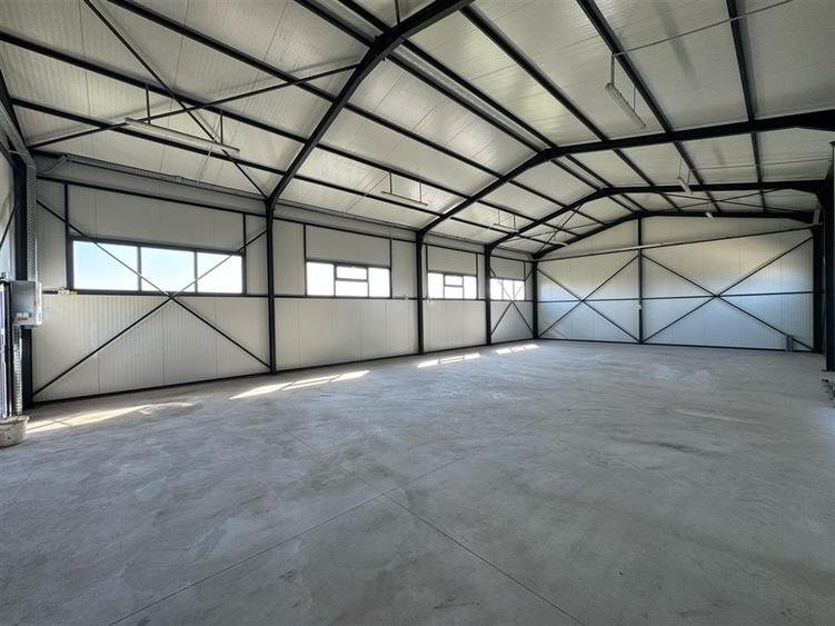 Spațiu industrial, de 180 mp, în Garoafa