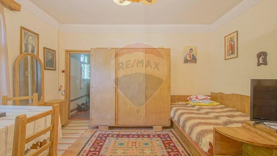 Casă cu Teren 591 Mp în Moieciu