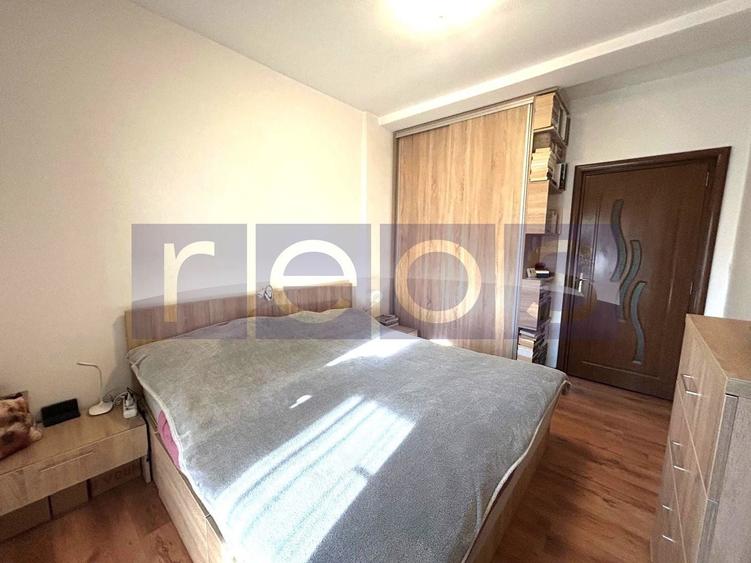 Apartament cu 3 camere decomandat, mobilat în Panduri