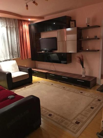 Apartament cu 2 camere semidecomandat în Far