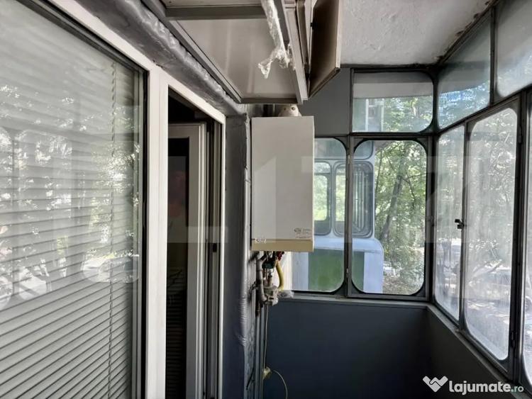 Apartament cu 2 camere decomandat în Soarelui