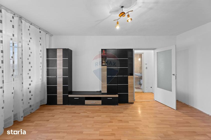 Apartament cu 2 camere, mobilat în Pârneava