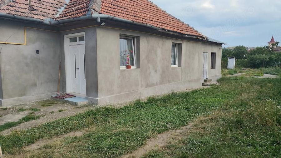 Casă cu Teren 600 Mp în Chețani