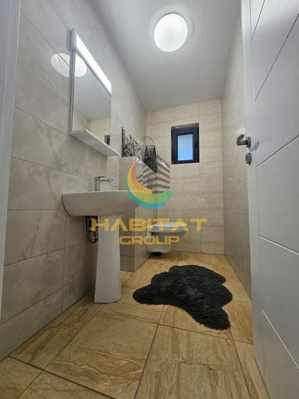 Casă individuală cu 4 camere cu Canalizare în Central