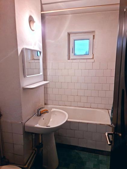 Apartament cu 3 camere decomandat în Ultracentral