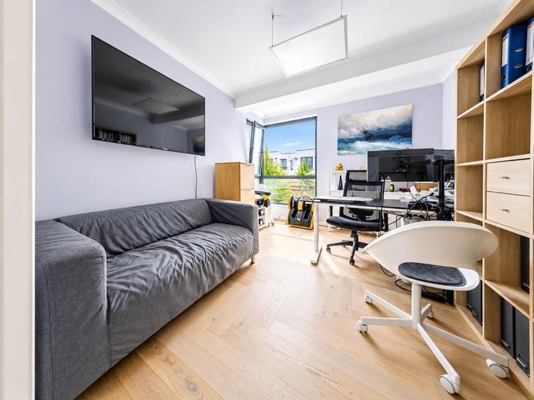 Casă cu 4 camere cu Teren 116 Mp în Păcurari