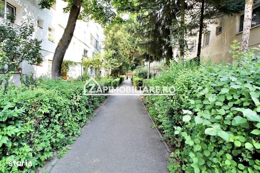 Apartament cu 2 camere semidecomandat în Dâmbu Pietros