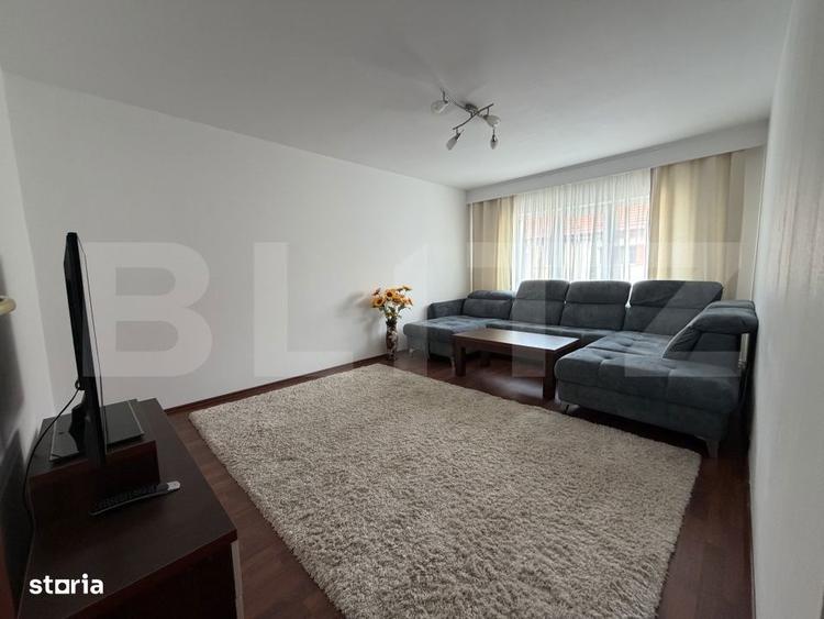 Apartament cu 3 camere decomandat în Central