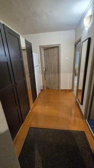 Garsonieră decomandată în Timpuri Noi