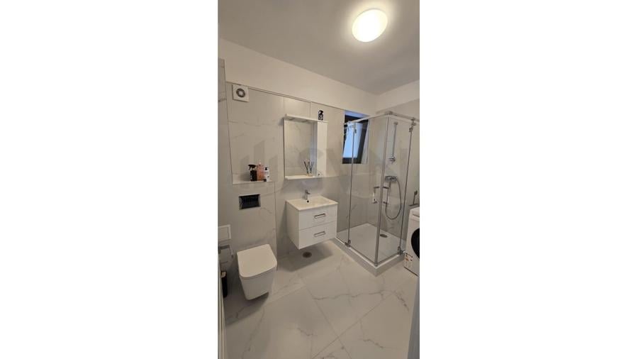 Apartament cu 2 camere decomandat în Pipera