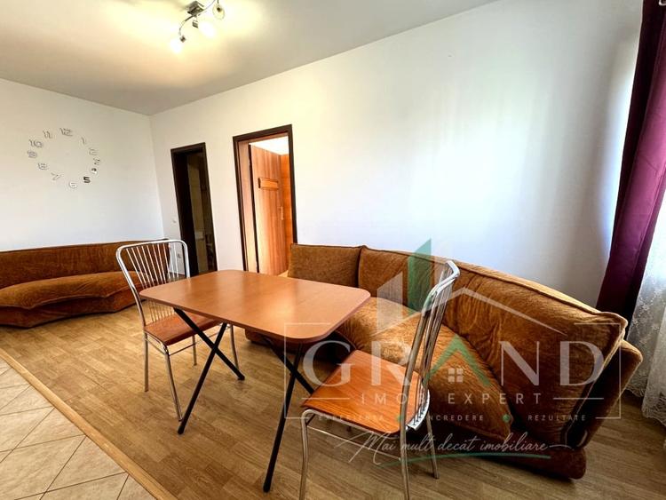 Apartament cu 2 camere semidecomandat, mobilat în Calea Turzii