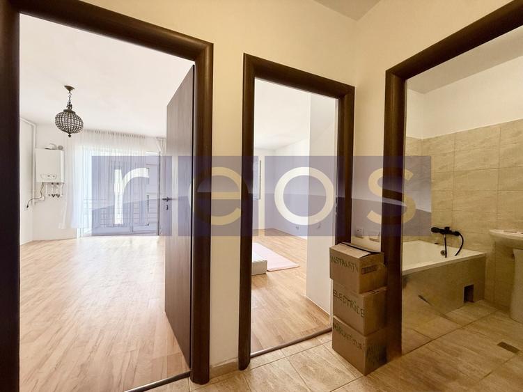 Apartament cu 3 camere decomandat în Dristor