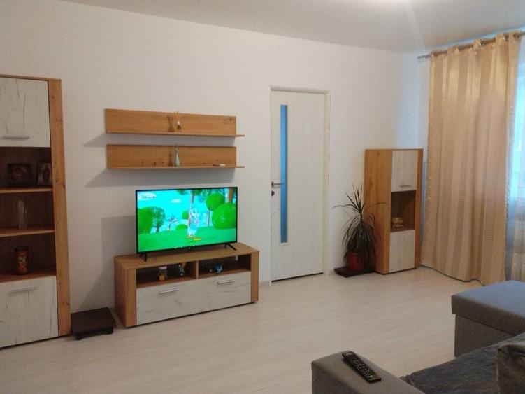Apartament cu 2 camere nedecomandat în Central
