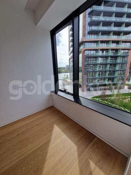Apartament cu 3 camere decomandat în Barbu Văcărescu