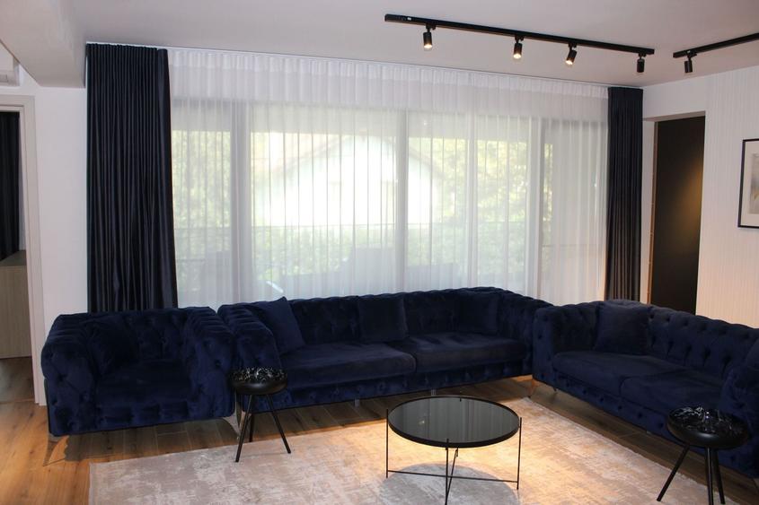 Apartament cu 4 camere semidecomandat în Iancu Nicolae