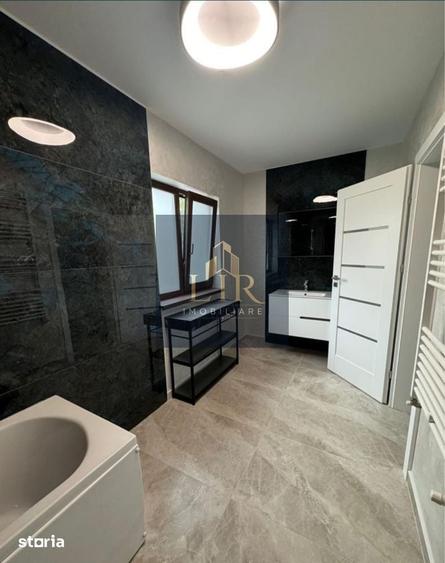Casă cu 4 camere cu Teren 300 Mp în Ciurea