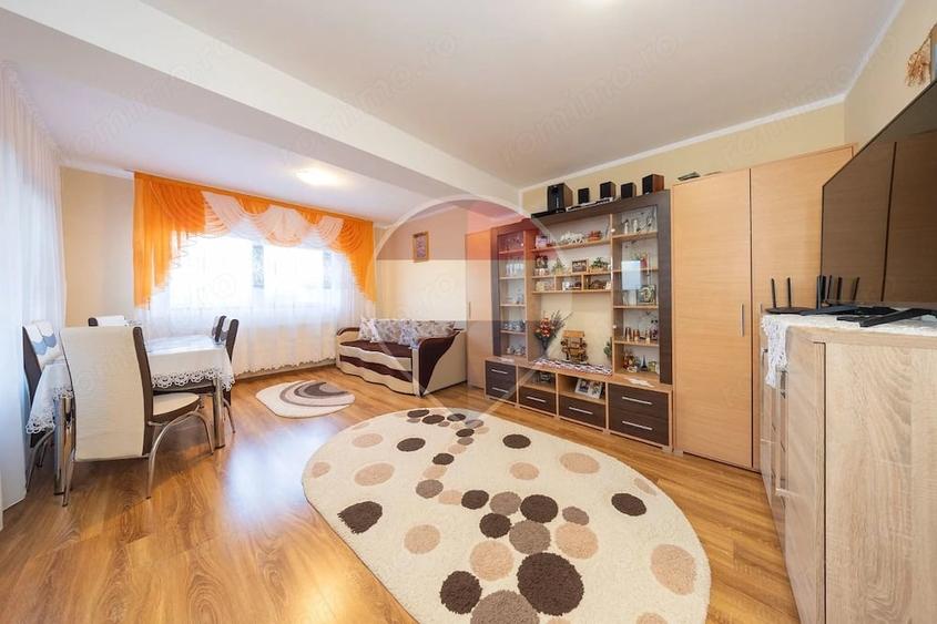 Apartament cu 2 camere decomandat în Central