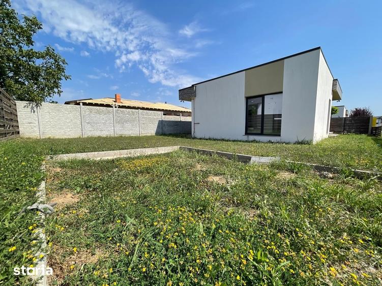 Casă cu 3 camere cu Teren 284 Mp în Berceni