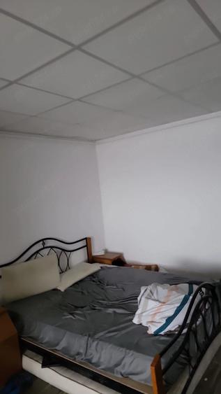 Garsonieră decomandată în Independenței