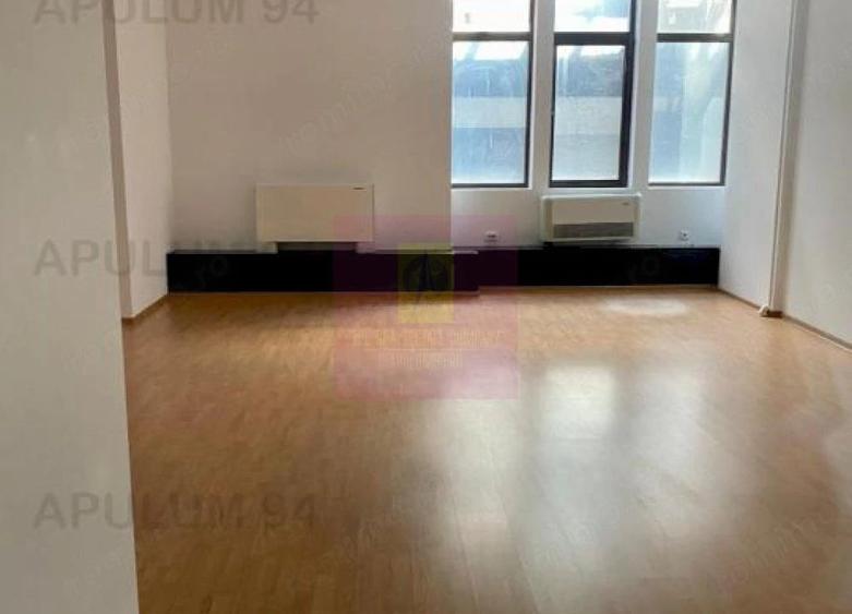 Spațiu comercial, de 9,000 mp, în Vatra Luminoasă