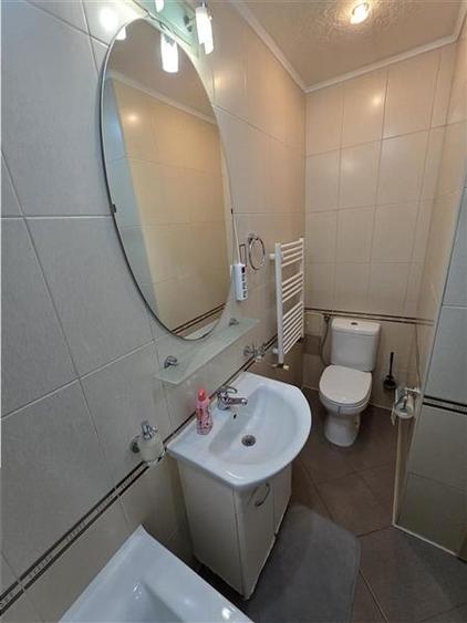 Apartament cu 3 camere decomandat, mobilat în Tilișca
