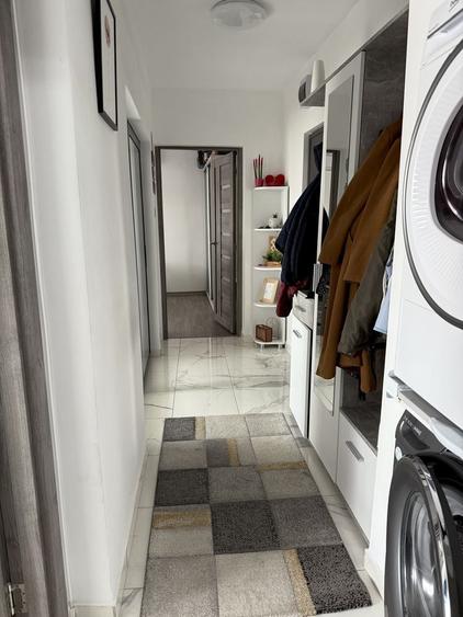 Apartament cu 2 camere decomandat în Rusu de Jos