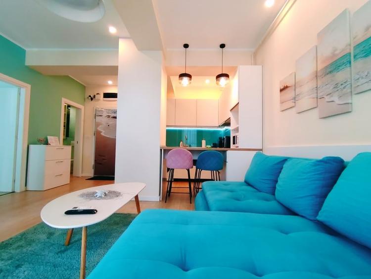 Apartament cu 2 camere decomandat, mobilat în Mamaia