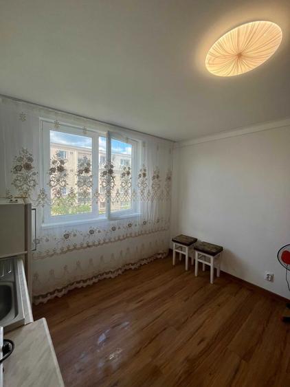 Garsonieră decomandată în Dacia