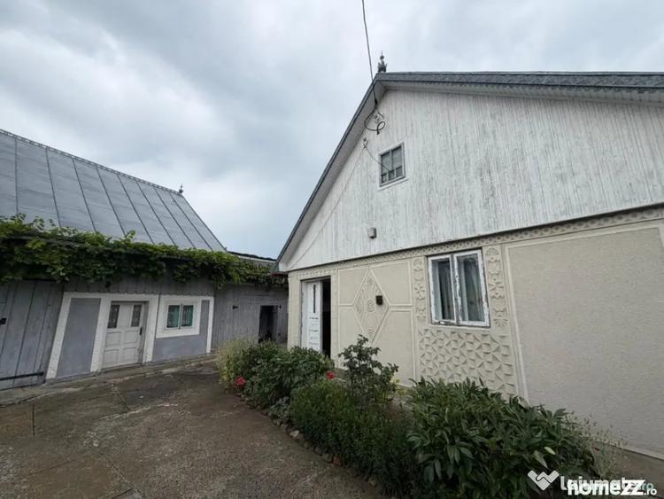 Casă cu 2 camere cu Teren 2100 Mp în Bălcăuți