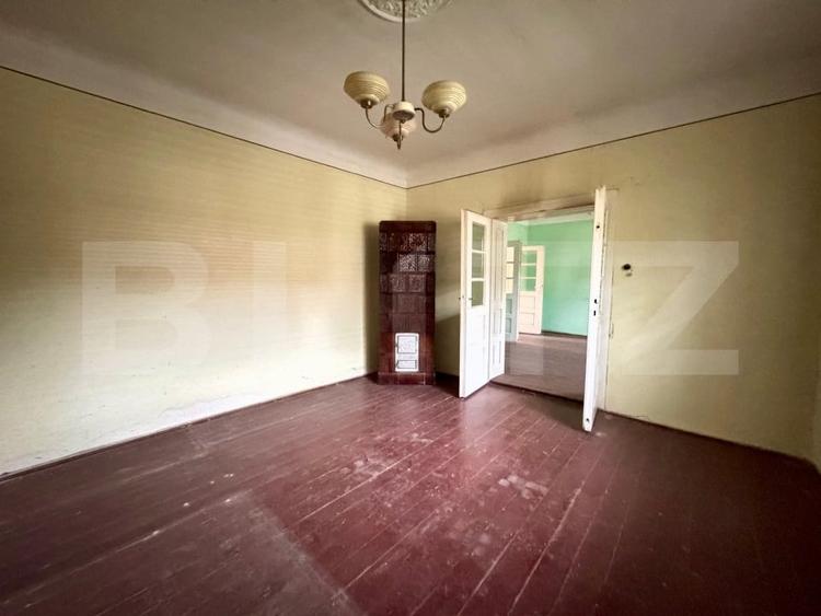 Apartament cu 3 camere decomandat în Cantemir
