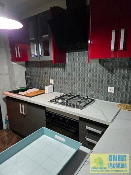 Tomis 3, City Mall, de vanzare apartament 2 camere, etaj 2 - 2