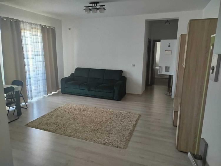 Apartament cu 2 camere semidecomandat în Giroc