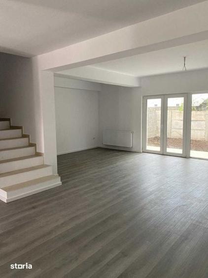 Casă cu 4 camere cu Teren 92 Mp în Central