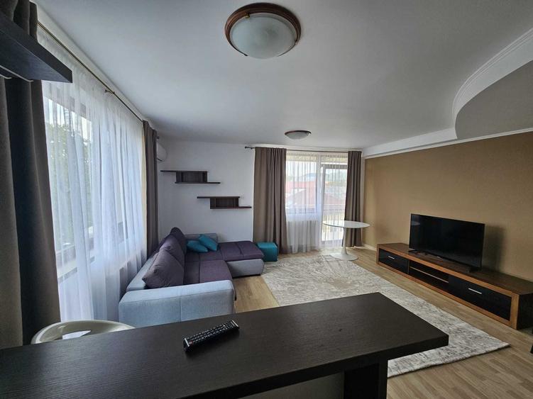 Apartament cu 3 camere decomandat în Ultracentral