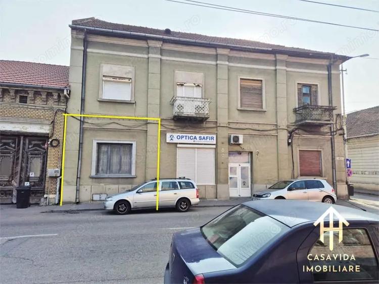 Casă cu 2 camere semidecomandat în Lugoj
