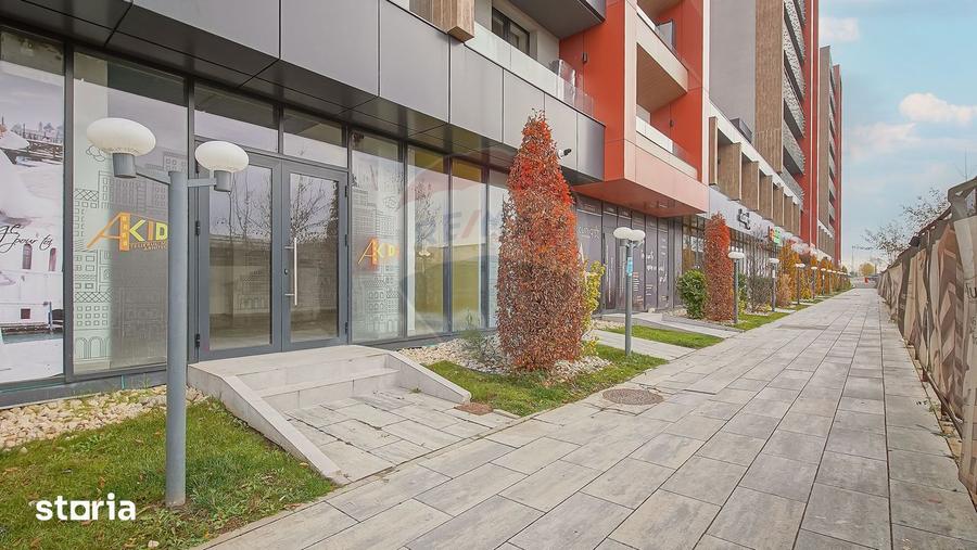 Spațiu comercial, de 46 mp, în Tractorul