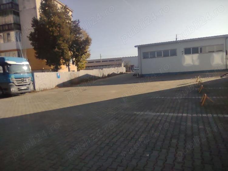Spațiu comercial, de 300 mp, în Aradul Nou