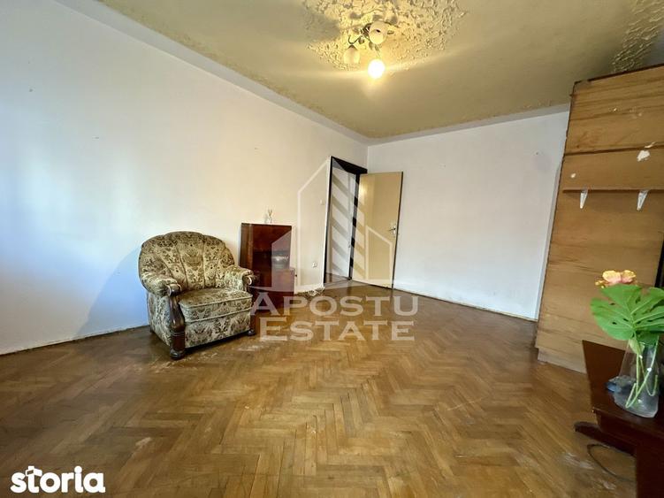 Garsonieră decomandată în Șagului