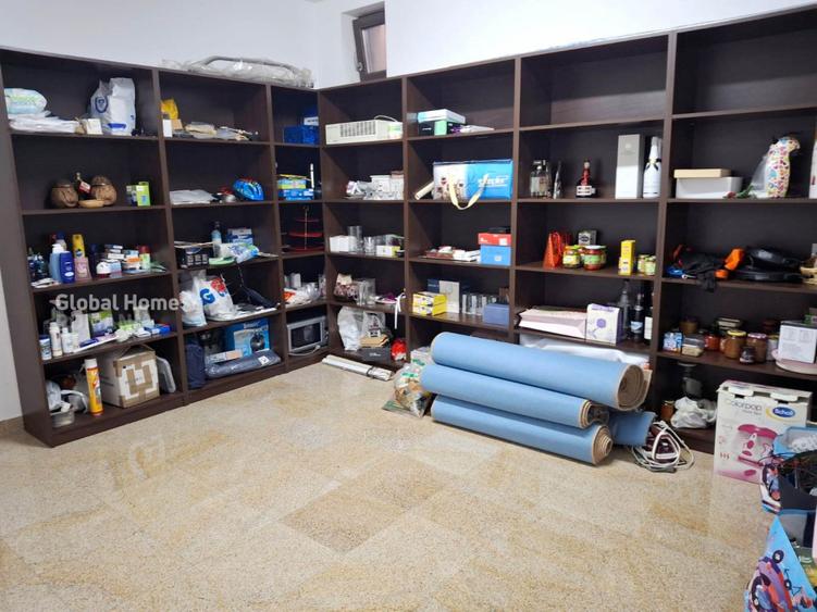 Casă cu 5 camere cu Teren 764 Mp în Unirii